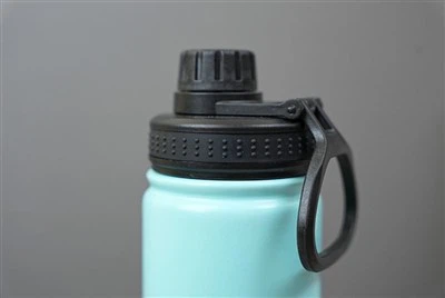 22oz ইনসুলেটেড কাপ জলের বোতল লিক প্রুফ পোর্টেবল আউটডোর